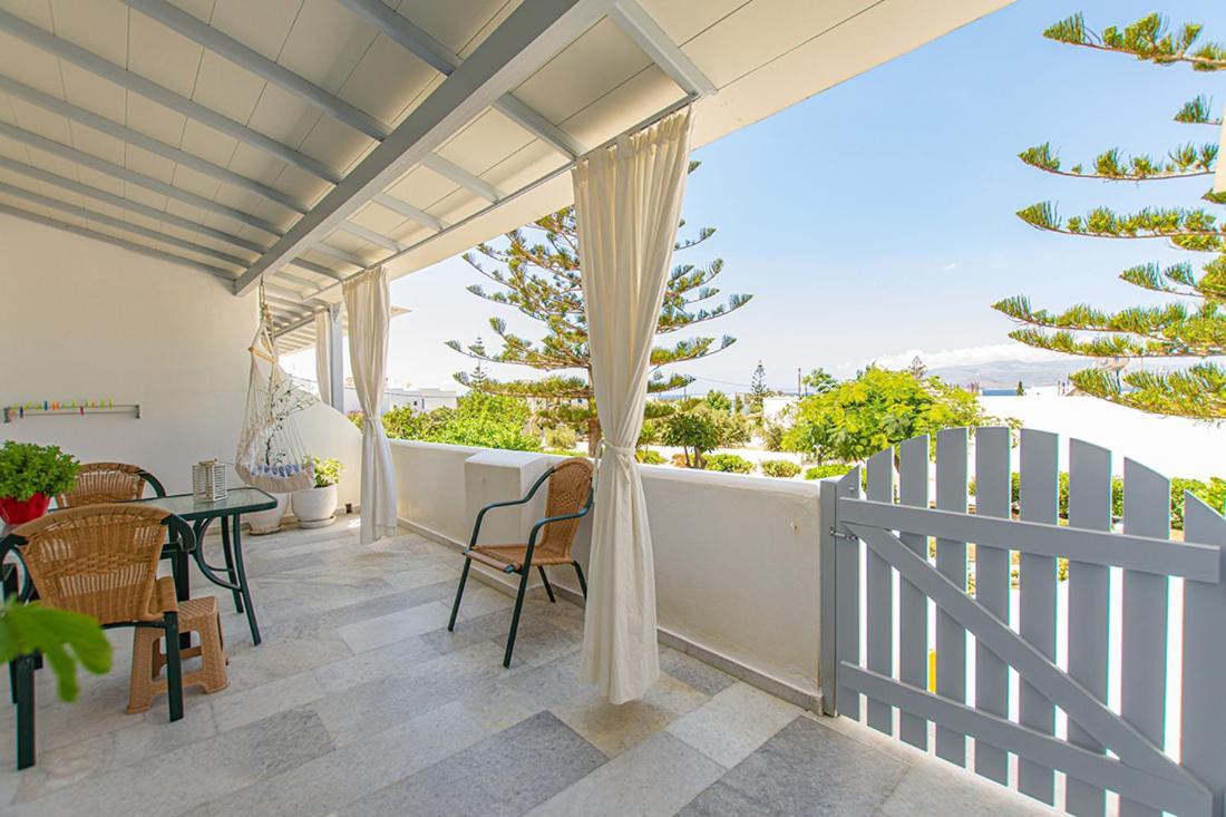 Maroussa Studios Agia Anna  ภายนอก รูปภาพ