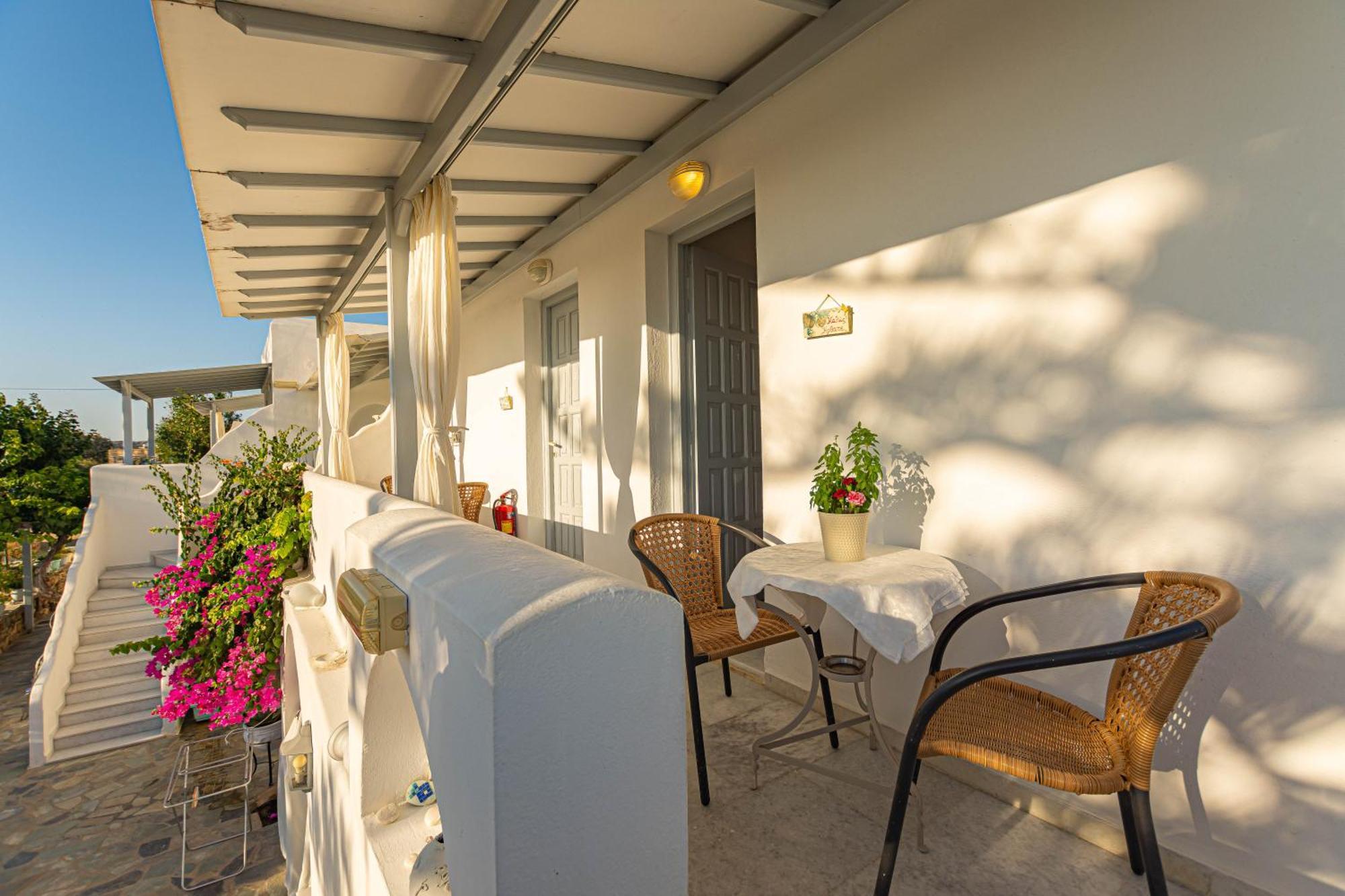 Maroussa Studios Agia Anna  ภายนอก รูปภาพ