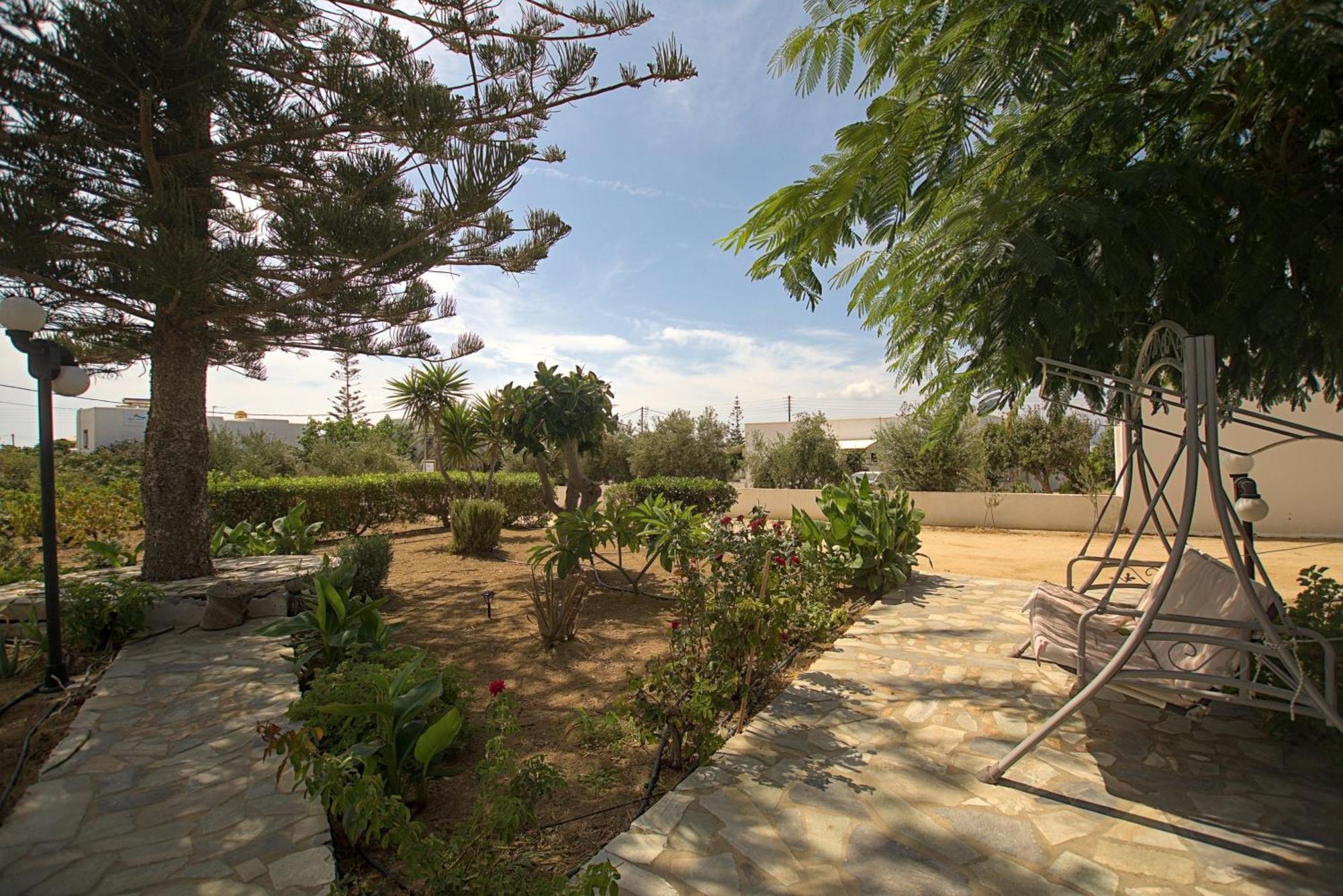 Maroussa Studios Agia Anna  ภายนอก รูปภาพ