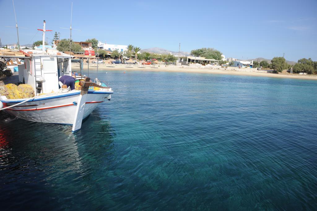 Maroussa Studios Agia Anna  ภายนอก รูปภาพ