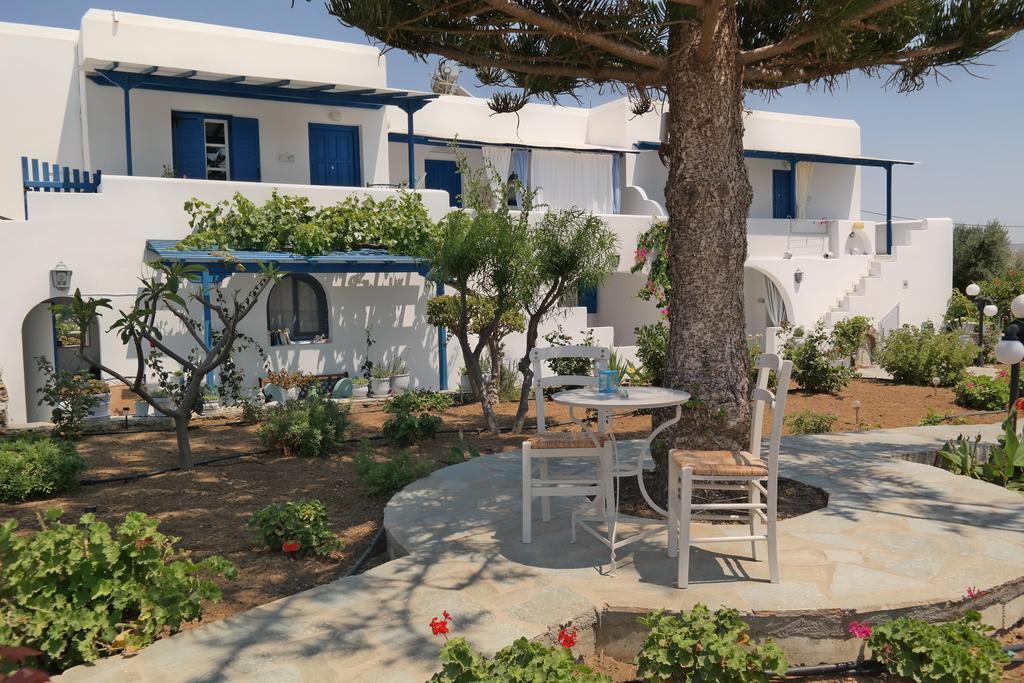 Maroussa Studios Agia Anna  ภายนอก รูปภาพ