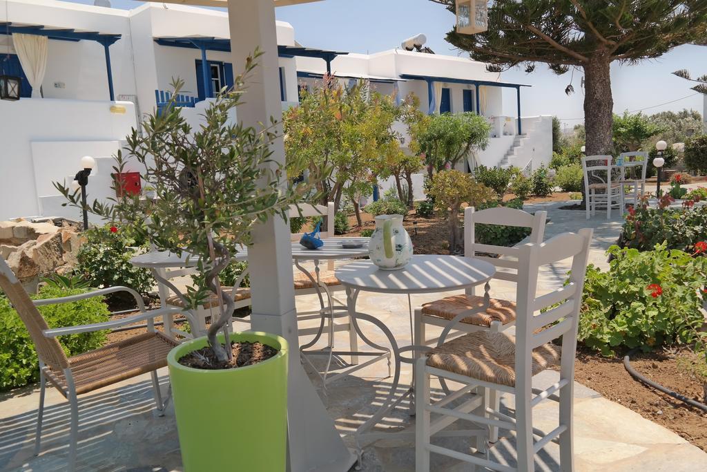 Maroussa Studios Agia Anna  ภายนอก รูปภาพ