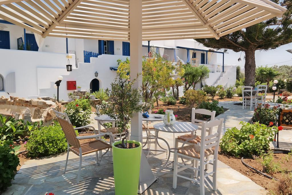 Maroussa Studios Agia Anna  ภายนอก รูปภาพ