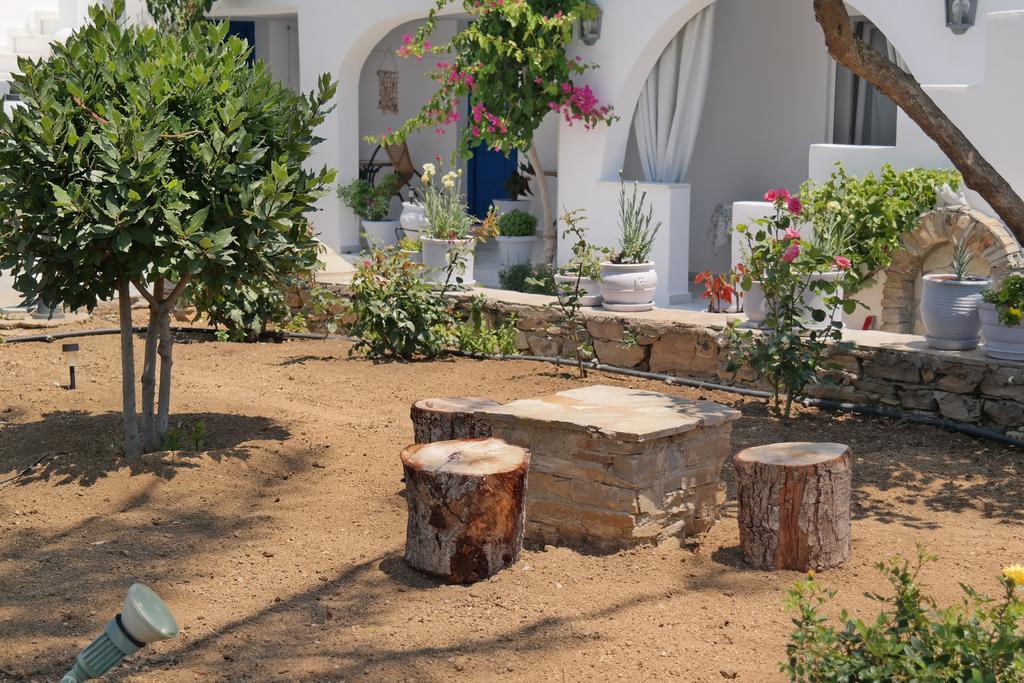 Maroussa Studios Agia Anna  ภายนอก รูปภาพ
