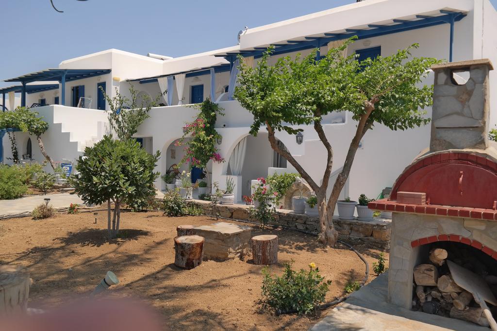 Maroussa Studios Agia Anna  ภายนอก รูปภาพ